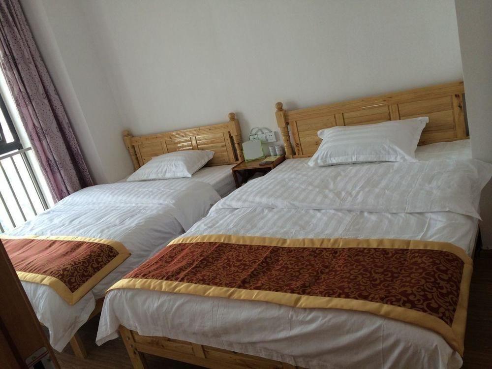 Neighbor Home Apartment Hotel Чънду Екстериор снимка